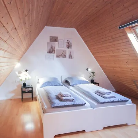 Alfa 3zi-maisonette 6 Personen Zuffenhausen Nahe Porsche & Bosch L Wifi & Smarttv I 3br 4 Beds I Kitchen I Bathroom & Wc 斯图加特