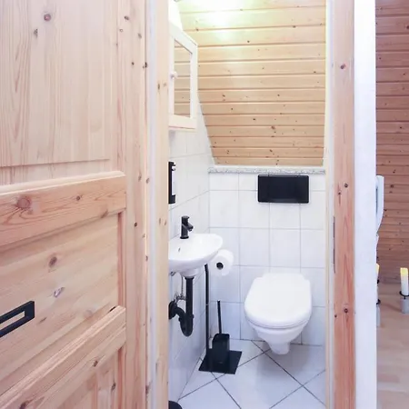 Apartment Alfa 3zi-maisonette 6 Personen Zuffenhausen Nahe Porsche & Bosch L Wifi & Smarttv I 3br 4 Beds I Kitchen I Bathroom & Wc