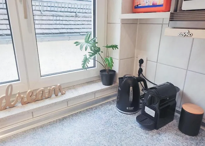 Alfa 3zi-maisonette 6 Personen Zuffenhausen Nahe Porsche & Bosch L Wifi & Smarttv I 3br 4 Beds I Kitchen I Bathroom & Wc Stuttgart