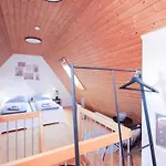 شقة Alfa 3zi-maisonette 6 Personen Zuffenhausen Nahe Porsche & Bosch L Wifi & Smarttv I 3br 4 Beds I Kitchen I Bathroom & Wc *